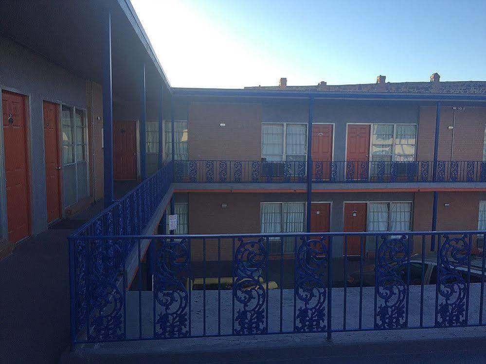 Townhouse Motel Guthrie エクステリア 写真
